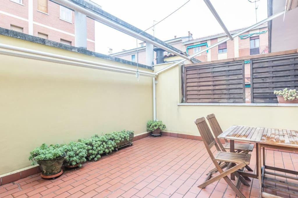 Tiarini 14 Leilighet Bologna Eksteriør bilde